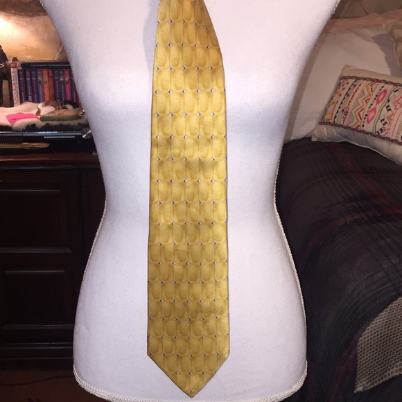 Golden yellow tie - Picture 3 of 6